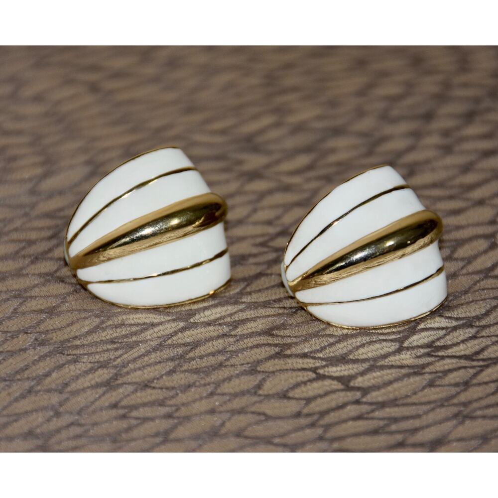 VINTAGE CINER DESIGNER ENAMEL & GOLD EARRINGS CLIP-ON